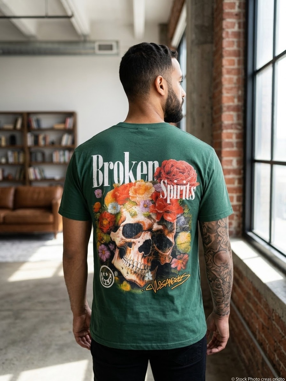 NWOT CVLA Green Short Sleeve T Shirt Graphic Skulls Size Small